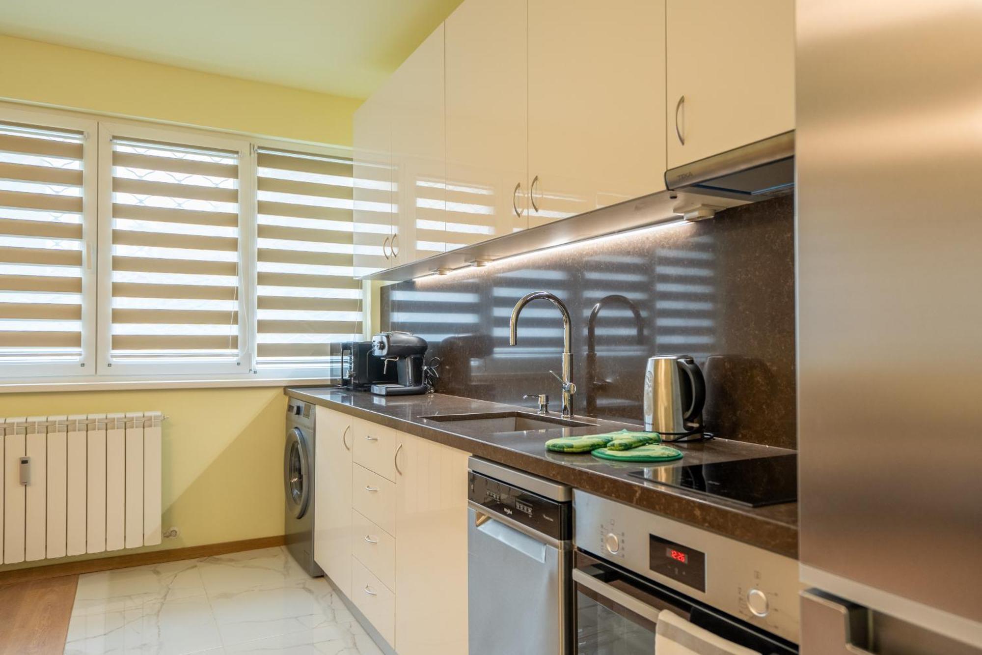Top Location Central New & Spacious 3 Bdr Apt Medical Academy Sofya Dış mekan fotoğraf
