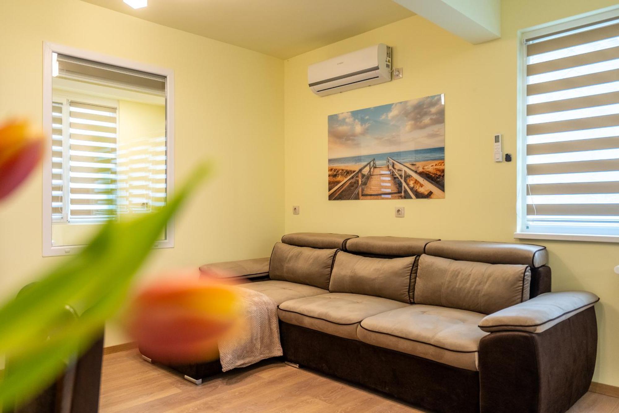 Top Location Central New & Spacious 3 Bdr Apt Medical Academy Sofya Dış mekan fotoğraf